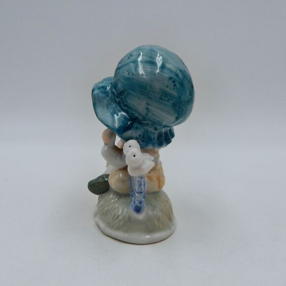 Price Products Child Boy Sitting with Birds on Hello There Sign Blue Bonnet 5 In - Picture 2 of 9